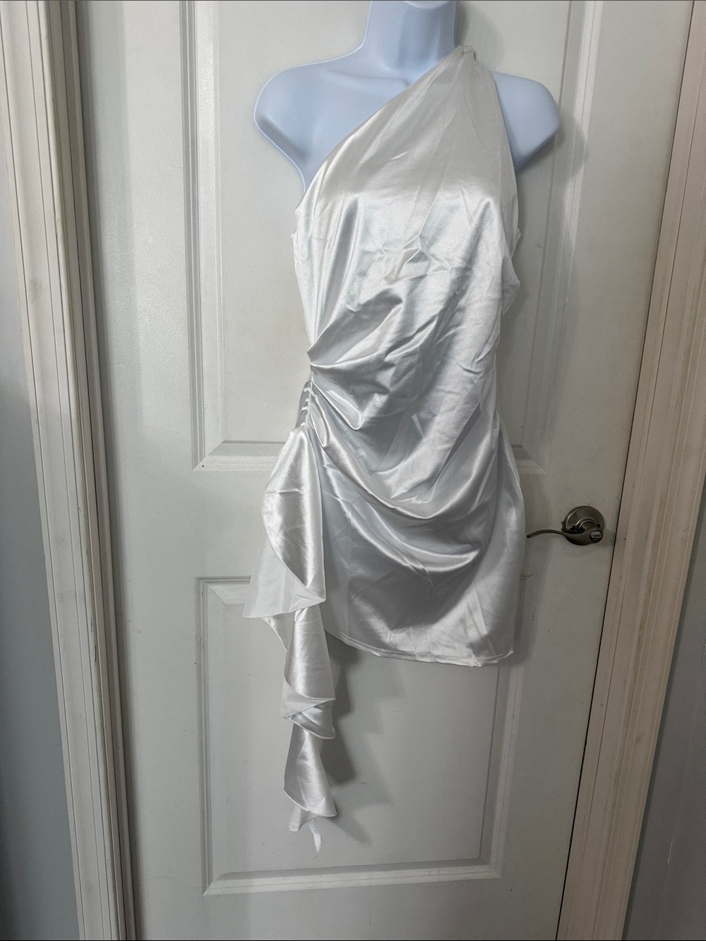 One-Shoulder White Satin Mini Dress with Draped Ruffle